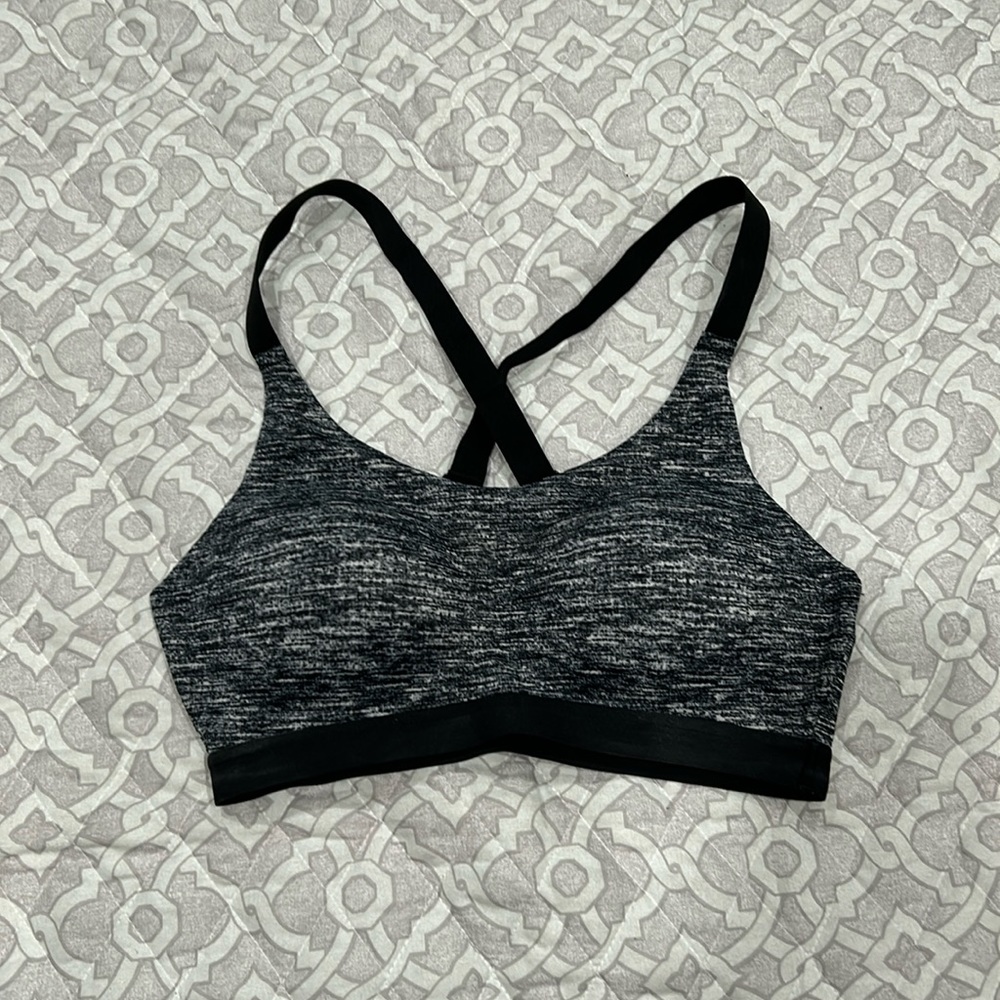 Victoria Secret - Sports Bra 34C